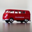 VW Volkswagen Mikrobusz ( 1962 ) - modellautó 1:34 VW Volkswagen Mikrobusz ( 1962 ) - modellautó 1:34