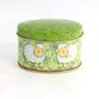 Easter tin box with sheep Easter tin box with sheep