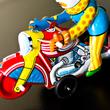 Akrobata bohóc motoron - lemezjáték Akrobata bohóc motoron - lemezjáték