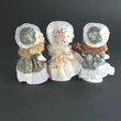 Porcelánbaba selyem kalapban - szürke alapszínű, virágos ruhában- Porcelánbaba selyem kalapban - szürke alapszínű, virágos ruhában-
