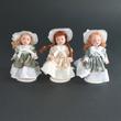Porcelánbabák selyem kalapban 13cm Porcelánbabák selyem kalapban 13cm