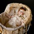 Csecsemő keresztelő ruhában - porcelain doll - 22 cm Csecsemő keresztelő ruhában - porcelain doll - 22 cm