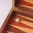 BACKGAMMON DE LUX - esztétikailag kifogástalan megjelenítésben BACKGAMMON DE LUX - esztétikailag kifogástalan megjelenítésben