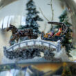 Horse sleigh - musical snowglobe