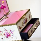 Treasure - jewelry boxes Treasure - jewelry boxes