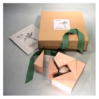 Varázslatos háromszögek   Különleges építőjáték