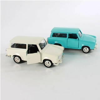 TRABANT KOMBI modellautó - szépséghibás
