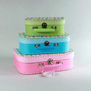 KOCKÁS BŐRÖND SZETT  ( 3 db/ szett  ) KOCKÁS BŐRÖND SZETT  ( 3 db/ szett  )