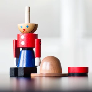 Légiós  Montessori torony fából Légiós  Montessori torony fából