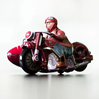 OLDALKOCSIS MOTOR OLDALKOCSIS MOTOR
