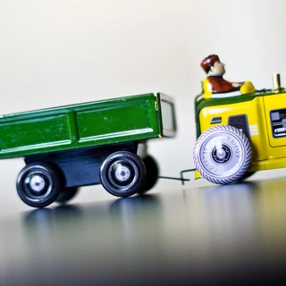 Traktor utánfutóval  lemez jármű Traktor utánfutóval  lemez jármű