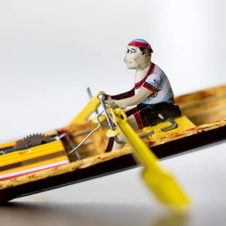 Evezős versenyző  kicsinyített Paya hasonmás lemezjáték Evezős versenyző  kicsinyített Paya hasonmás lemezjáték