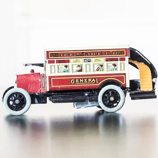 Omnibusz General  Paya hasonmás lemezjáték 18 cm