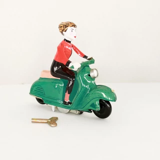 Zöld robogós lány lemez játék