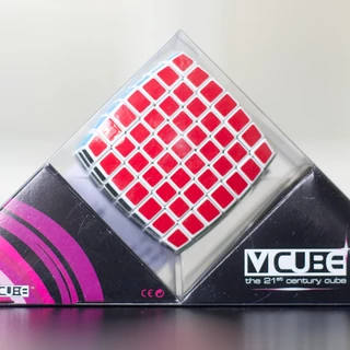 V CUBE 7