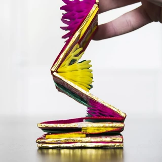 Trükkös Leforduló lapok gazdag autentikus dizájn Trükkös Leforduló lapok gazdag autentikus dizájn