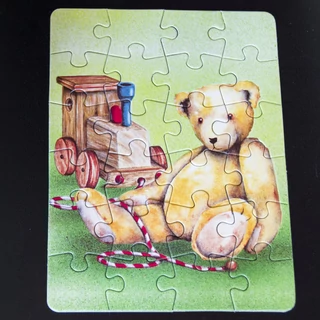 Maci mozdonnyal mini puzzle most akcióban Maci mozdonnyal mini puzzle most akcióban