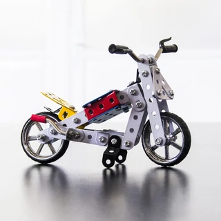 Motorkerékpár fémépítő szett  ezüst Motorkerékpár fémépítő szett  ezüst