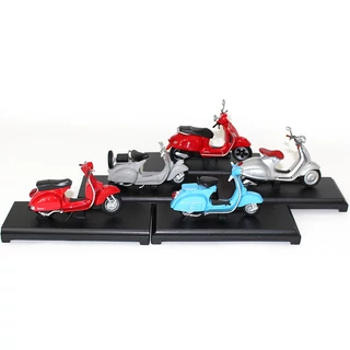 Vespa robogó modell - több színben Vespa robogó modell - több színben