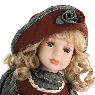 Katinka porcelánbaba állvánnyal 42 cm  Katinka porcelánbaba állvánnyal 42 cm