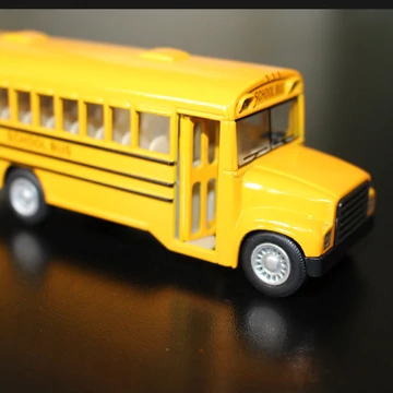 Amerikai iskolabusz  modellautó 1:64