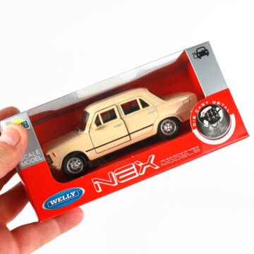 Fiat 125P (11 cm)  ablakos dobozban