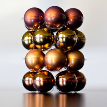 24 darabos arany karácsonyfadísz szett üvegből