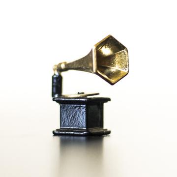 Gramofon  babaház kellék