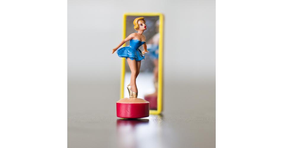 magnetic ballerina